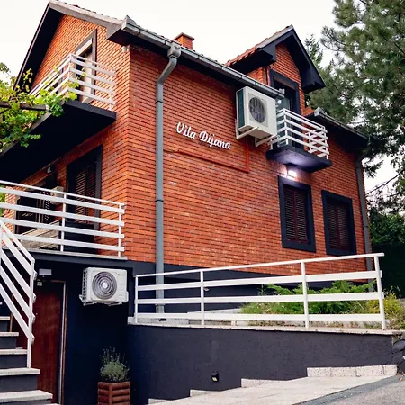 Dijana - Pool, Spa, Outdoor Kitchen *